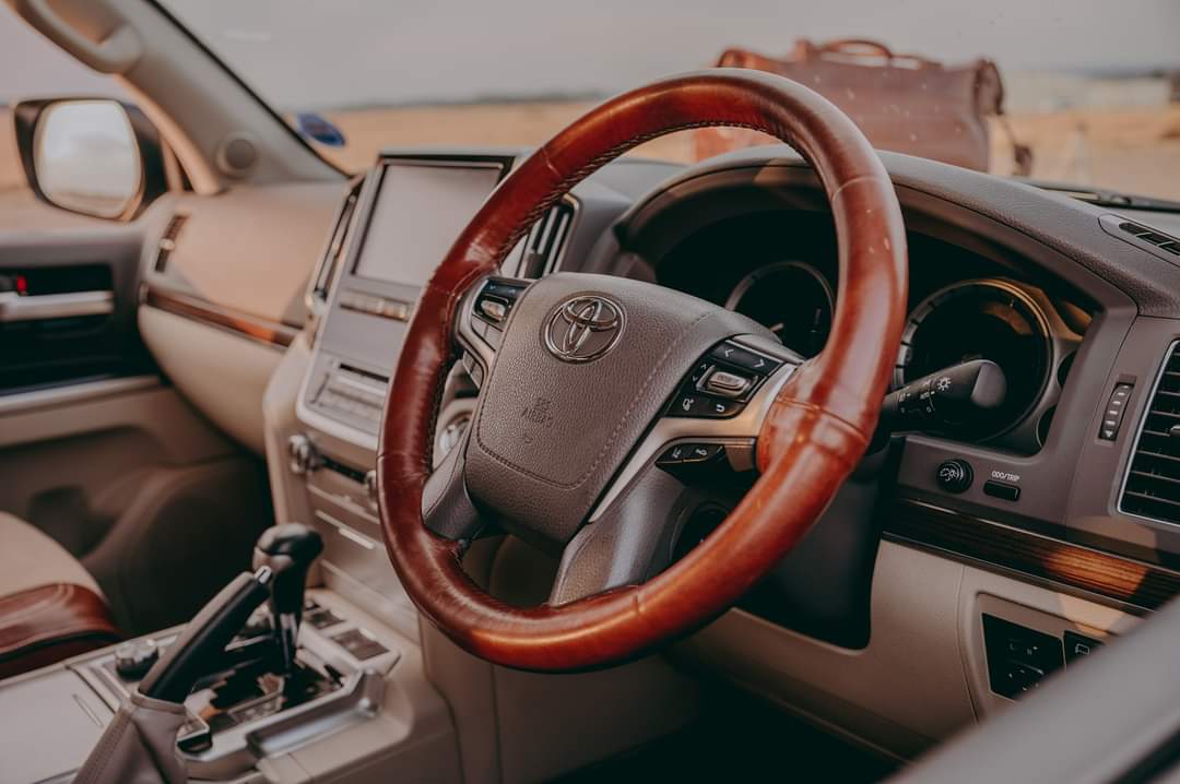 STEERING WHEEL COVER - Image 7